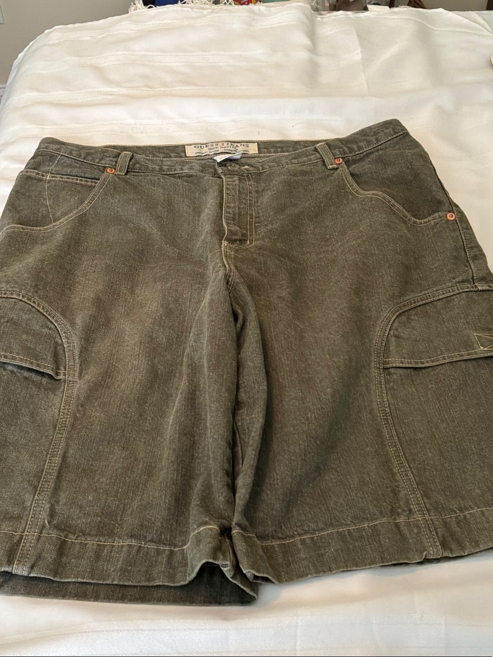Guess men  Olive Utility vintage shorts made in USA